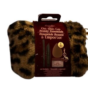 Danielle on the go 6 piece makeup essentials in fuzzy leopard print bag